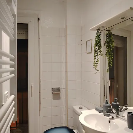 Apartment N6 Combes *
